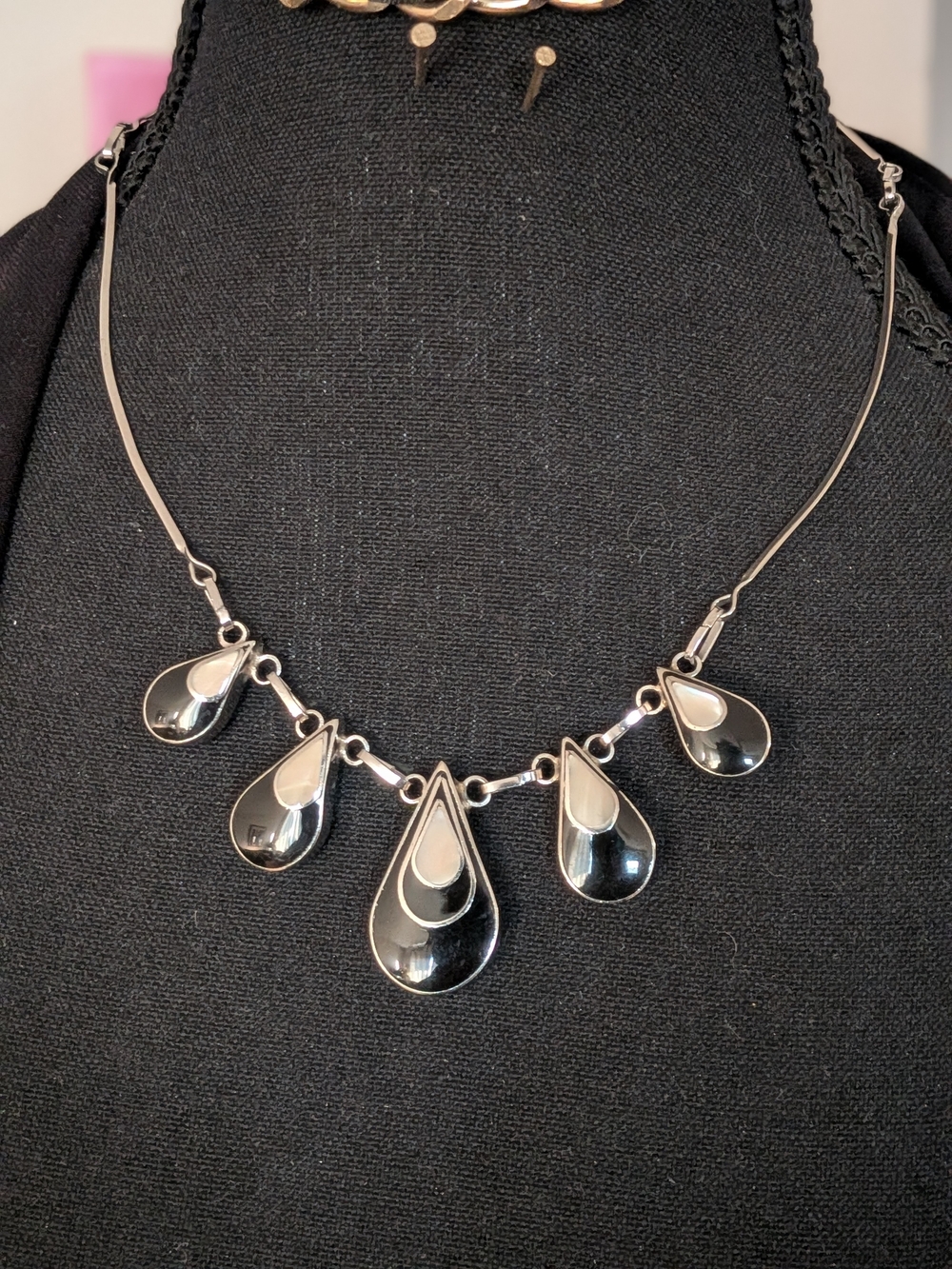 Vintage Enamel and Metal Black and White NecklaceVintage Jewelry, Bib Necklace,